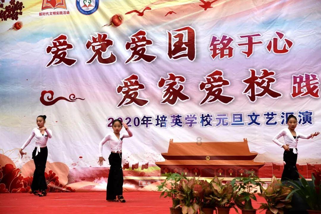 用“数字贴”变更车号牌，威宁一男子被拘！